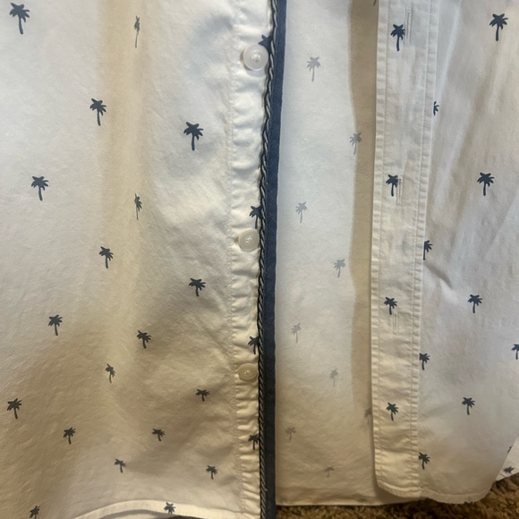 Men’s XL button up short sleeve white shirt with mini palm tree design print - Picture 2 of 12